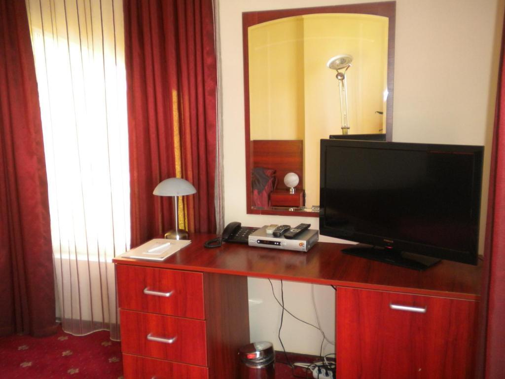 קלוז'-נאפוקה Hotel Ary חדר תמונה